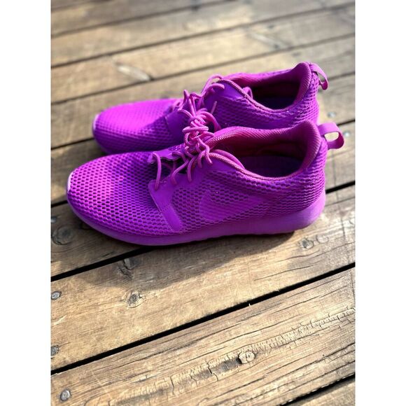 Nike Roshe One Hyerfuse Breathe Running Shoes. Women's size 9.5. Triple Purple - Picture 1 of 6